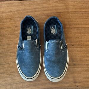 Vans size women’s 11, collapsible back, fleece lined